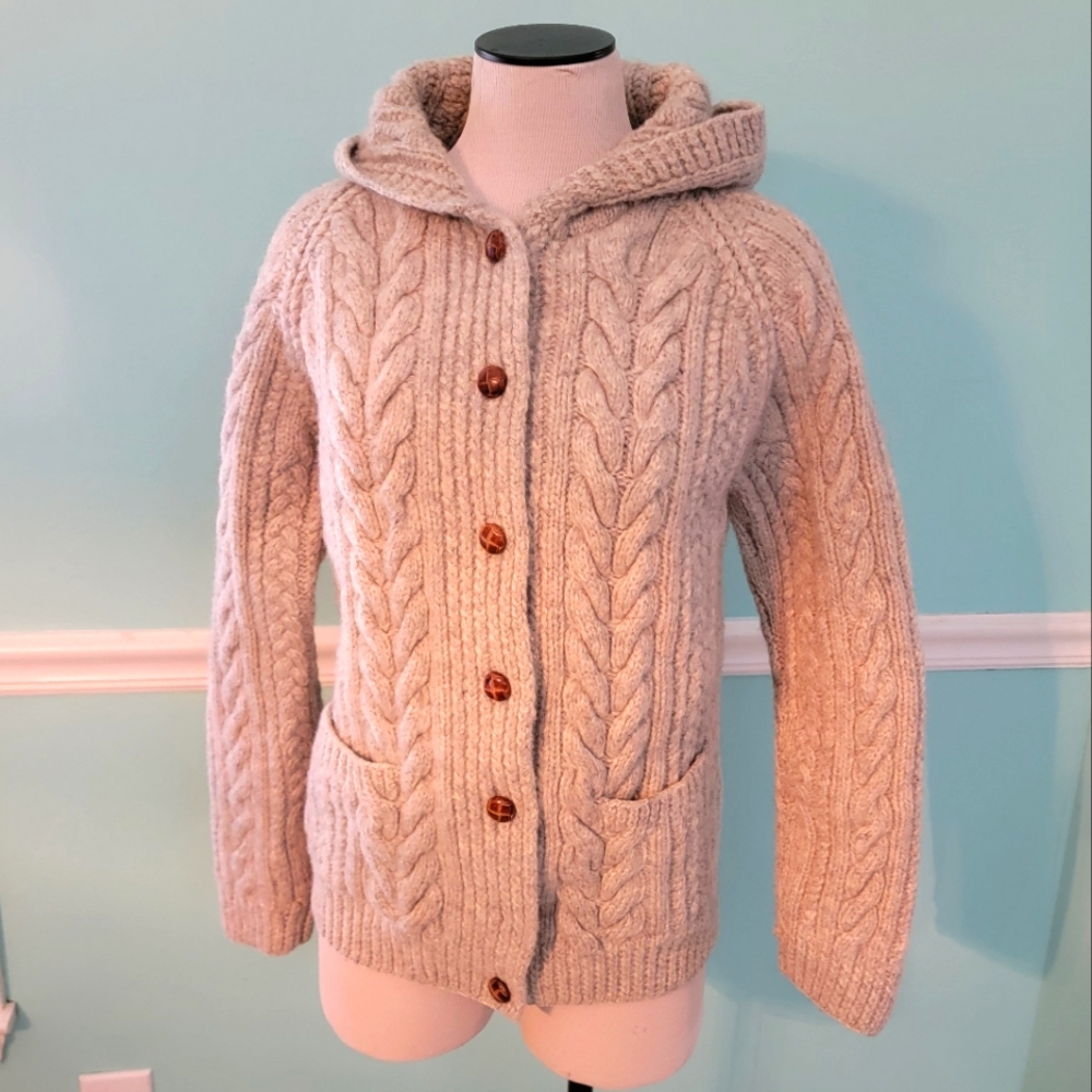 Vintage "Graceful Noble " Cardigan